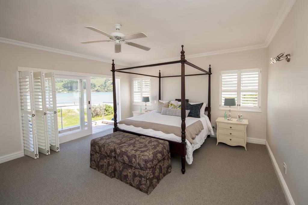 Bollard Bay House Bed & Breakfast Knysna Bilik gambar